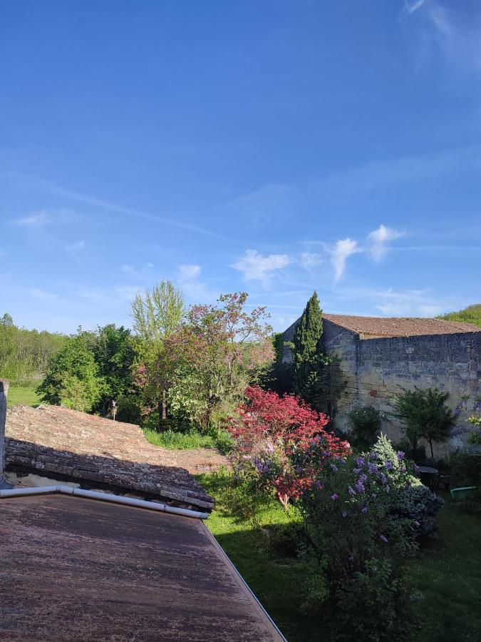 Appartamento Celine Et Jose Cubzac-les-Ponts Esterno foto